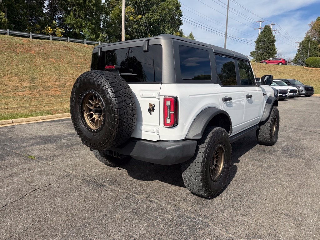 2021 Ford Bronco Base
