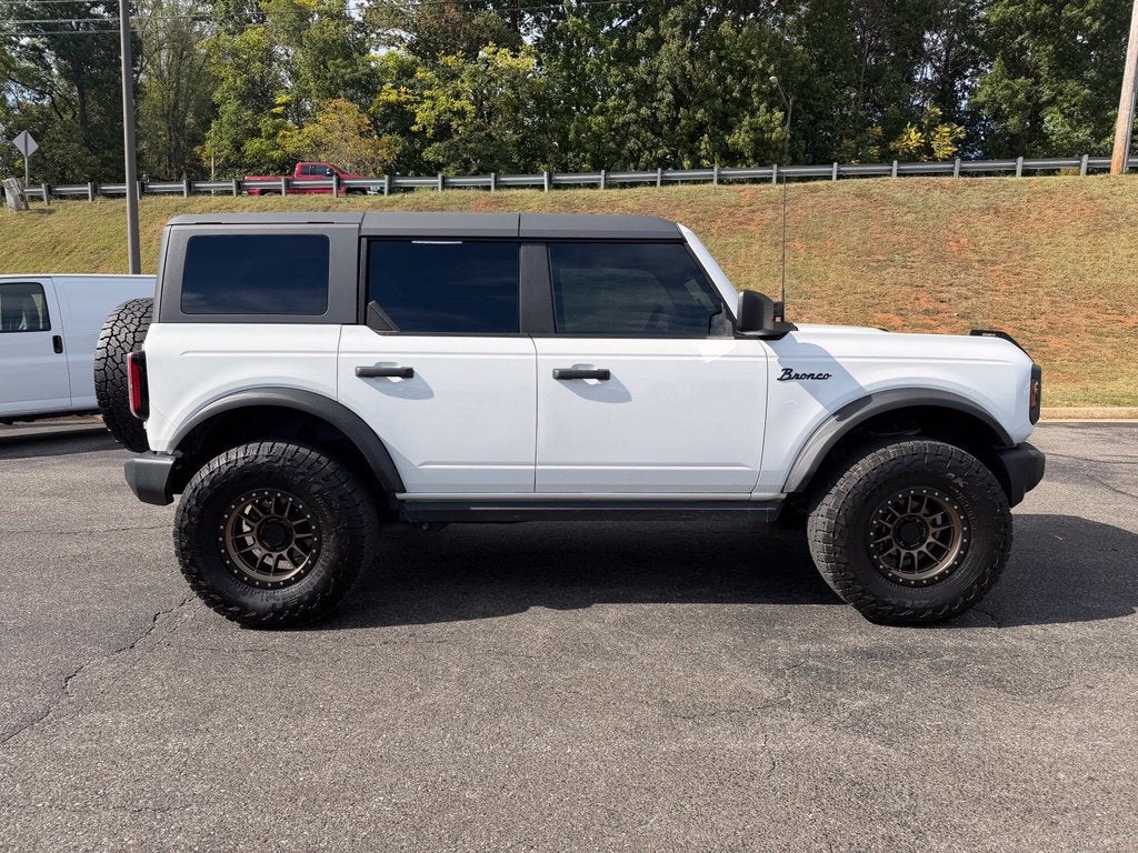 2021 Ford Bronco Base