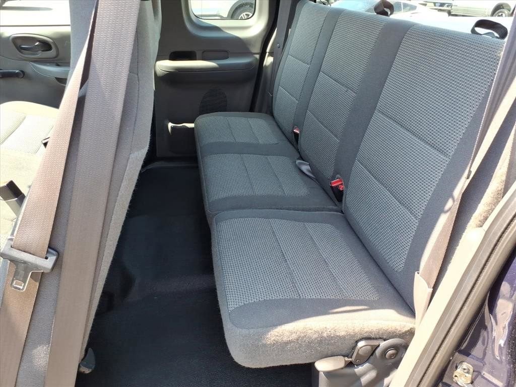 2002 Ford F-150 XL