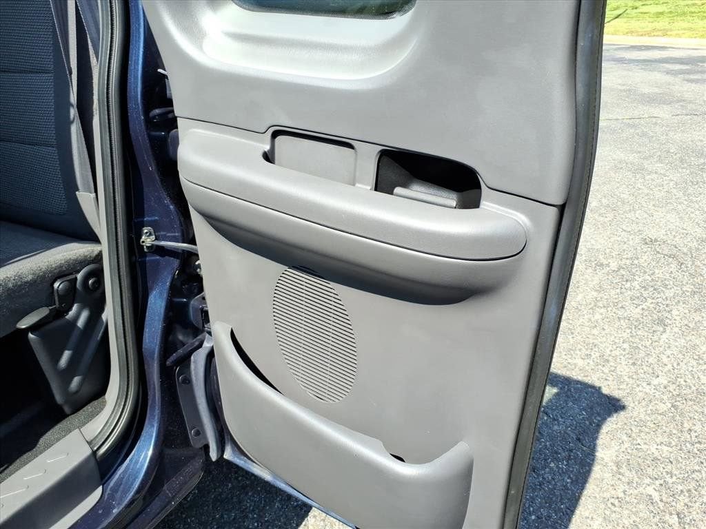 2002 Ford F-150 XL