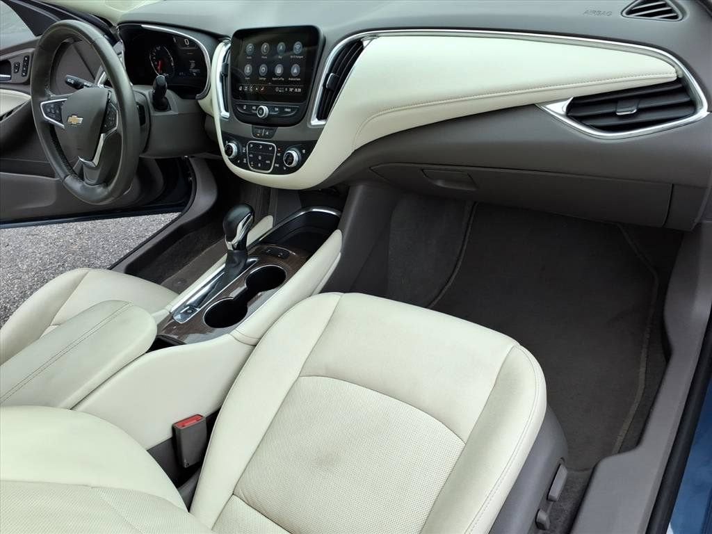 2024 Chevrolet Malibu 2LT
