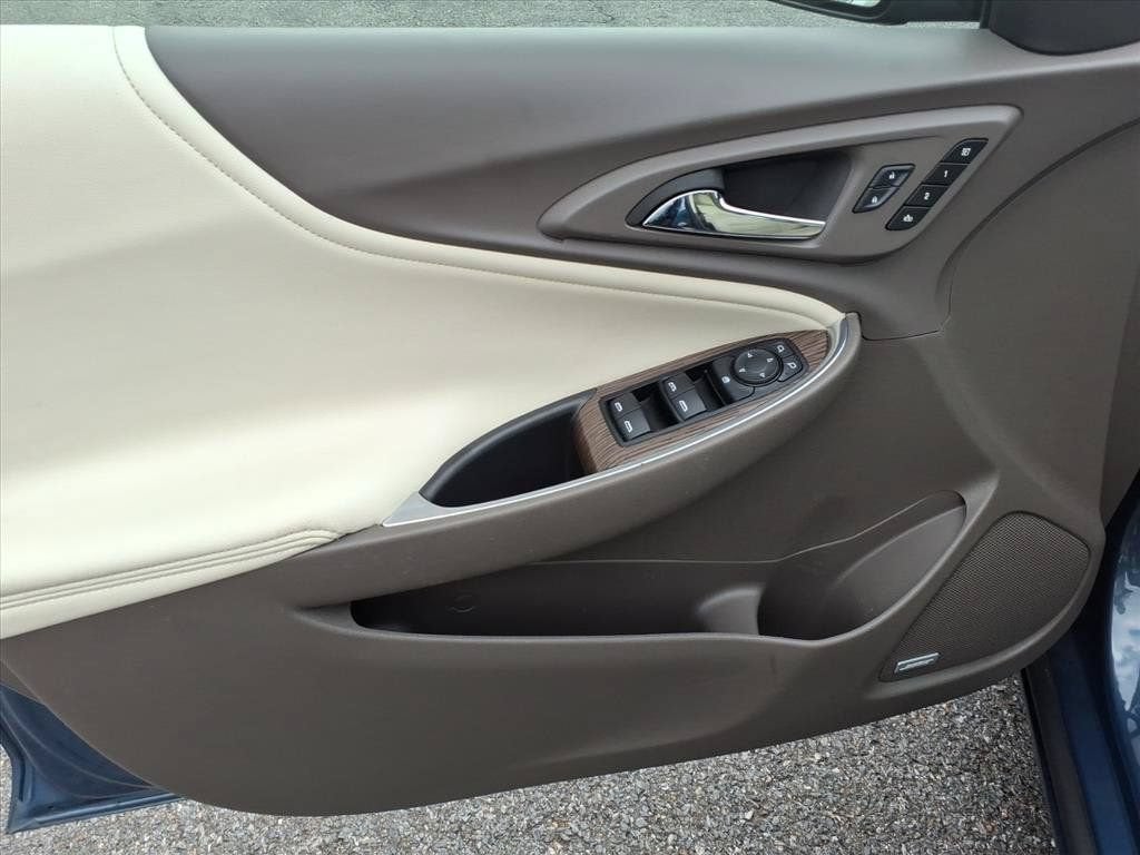 2024 Chevrolet Malibu 2LT