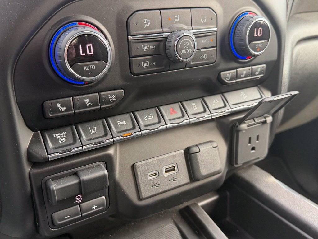 2022 Chevrolet Silverado 3500 HD High Country