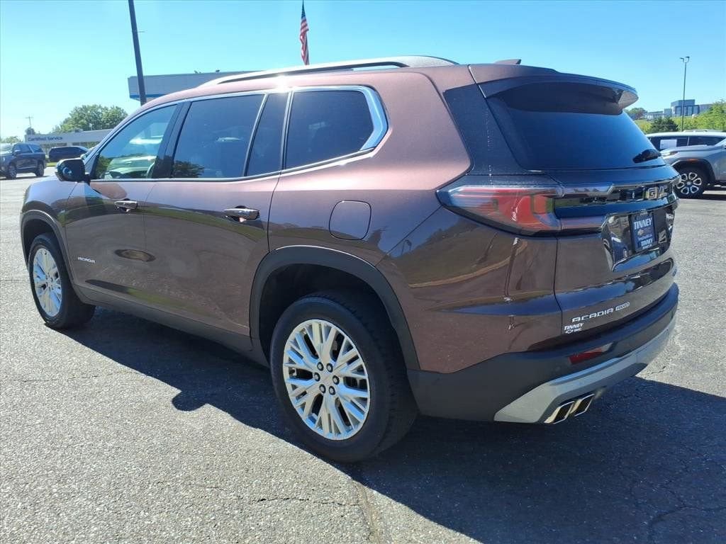 2024 GMC Acadia Elevation
