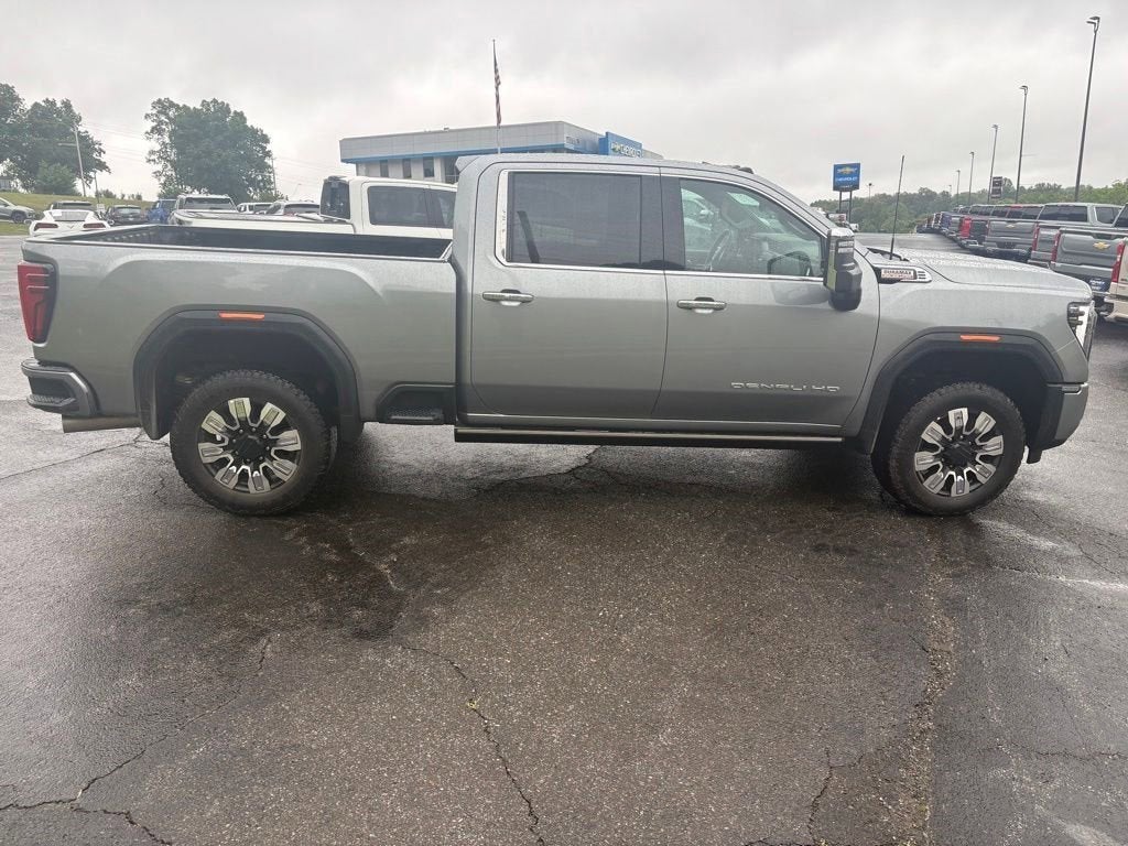 2025 GMC Sierra 2500 HD Denali