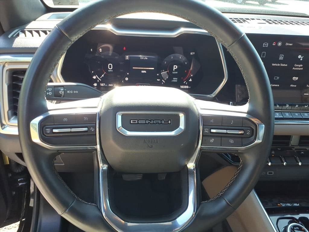 2023 GMC Canyon Denali