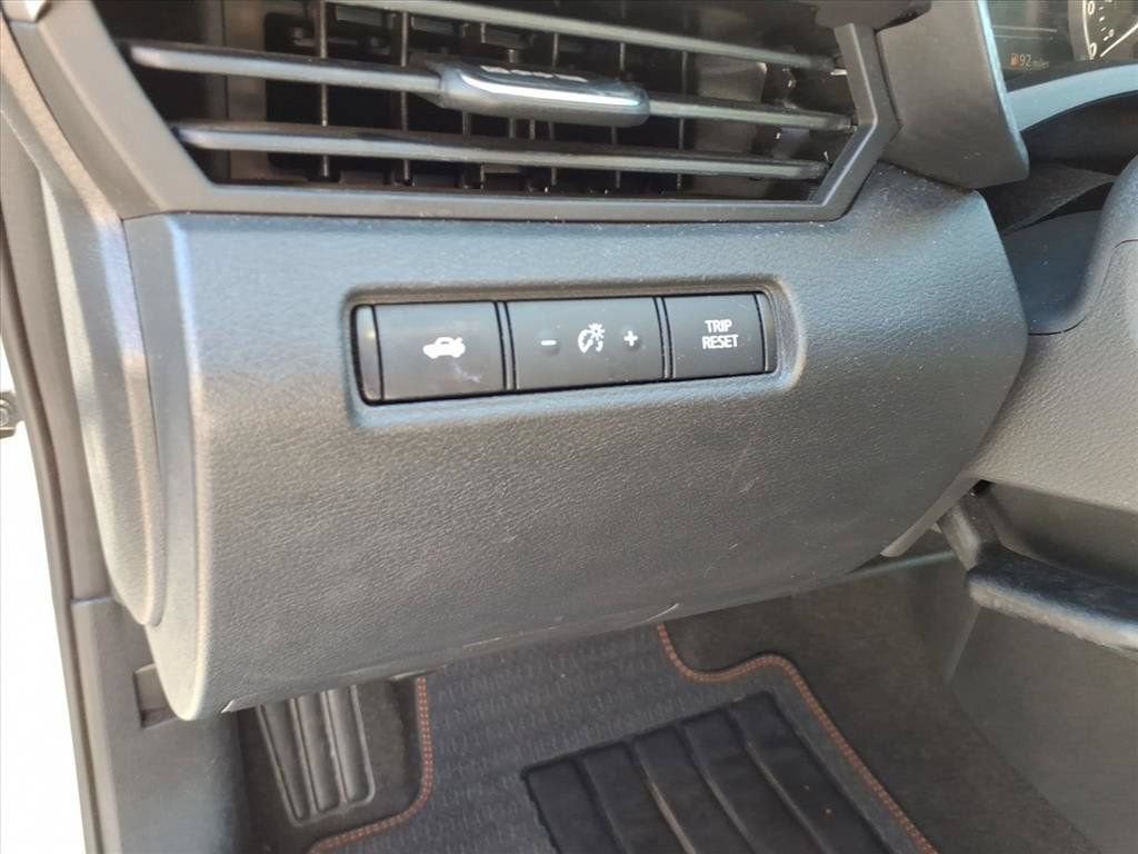2022 Nissan Altima 2.0 SR