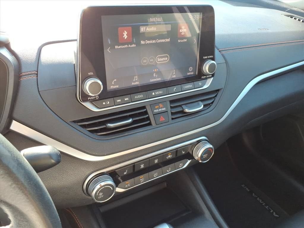 2022 Nissan Altima 2.0 SR