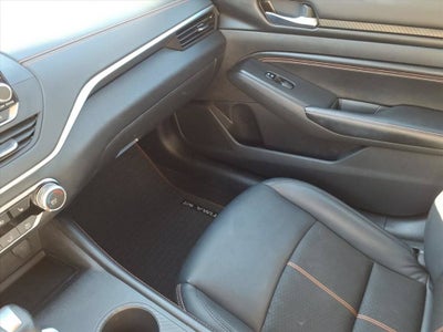 2022 Nissan Altima 2.0 SR