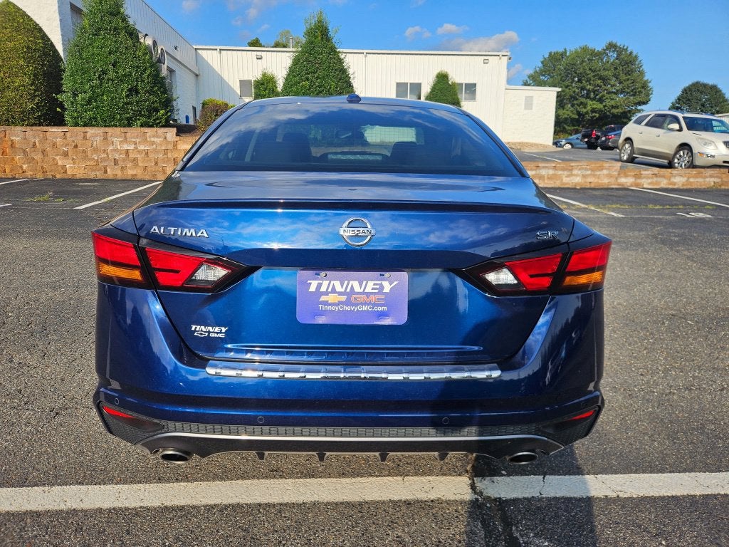 2022 Nissan Altima 2.5 SR