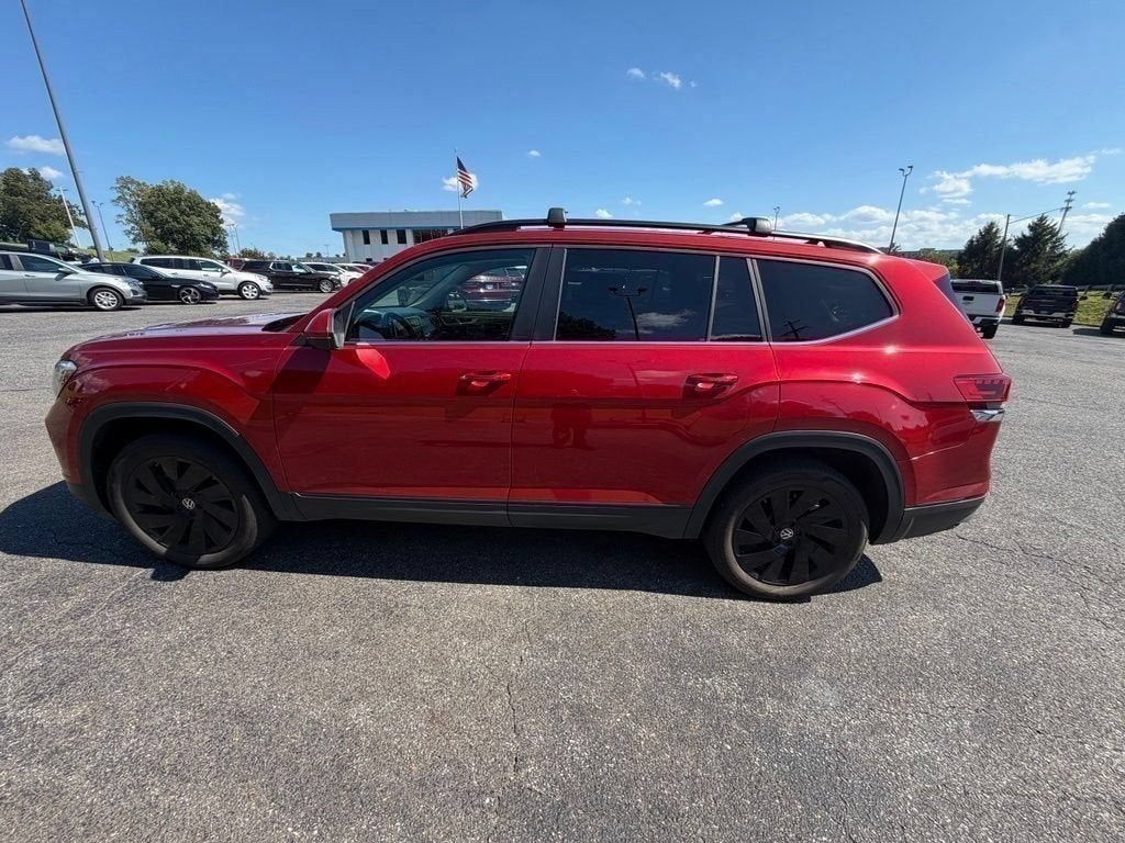 2024 Volkswagen Atlas 2.0T SE w/Technology