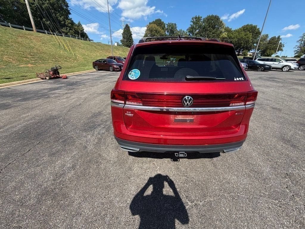 2024 Volkswagen Atlas 2.0T SE w/Technology