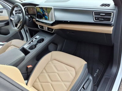 2025 Volkswagen Atlas Cross Sport 2.0T SE