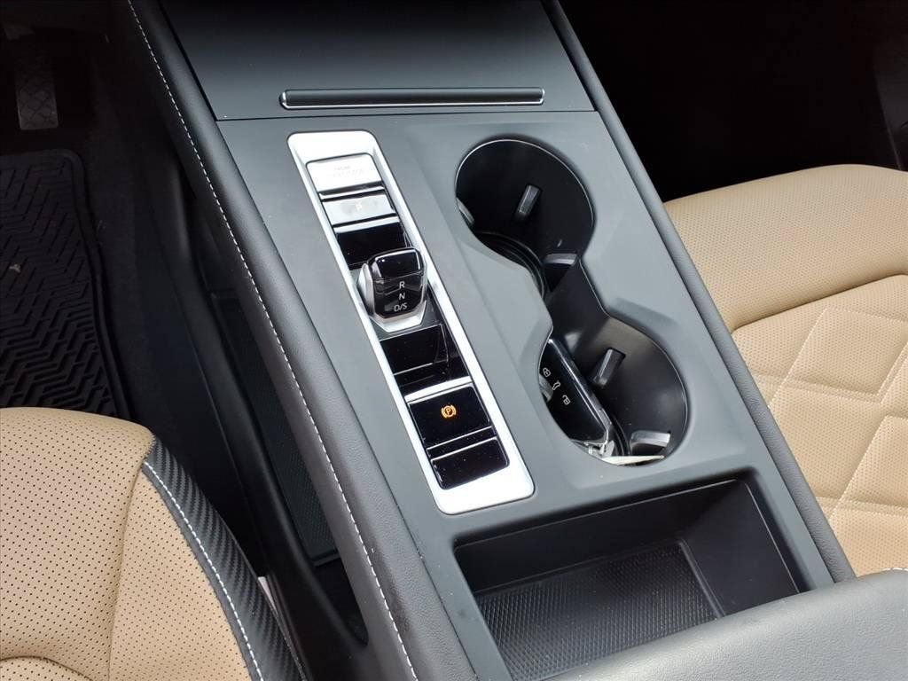 2025 Volkswagen Atlas Cross Sport 2.0T SE