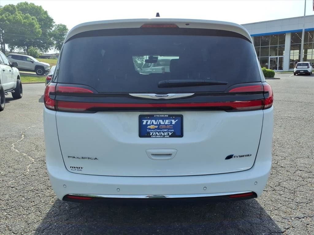 2024 Chrysler Pacifica Hybrid Select