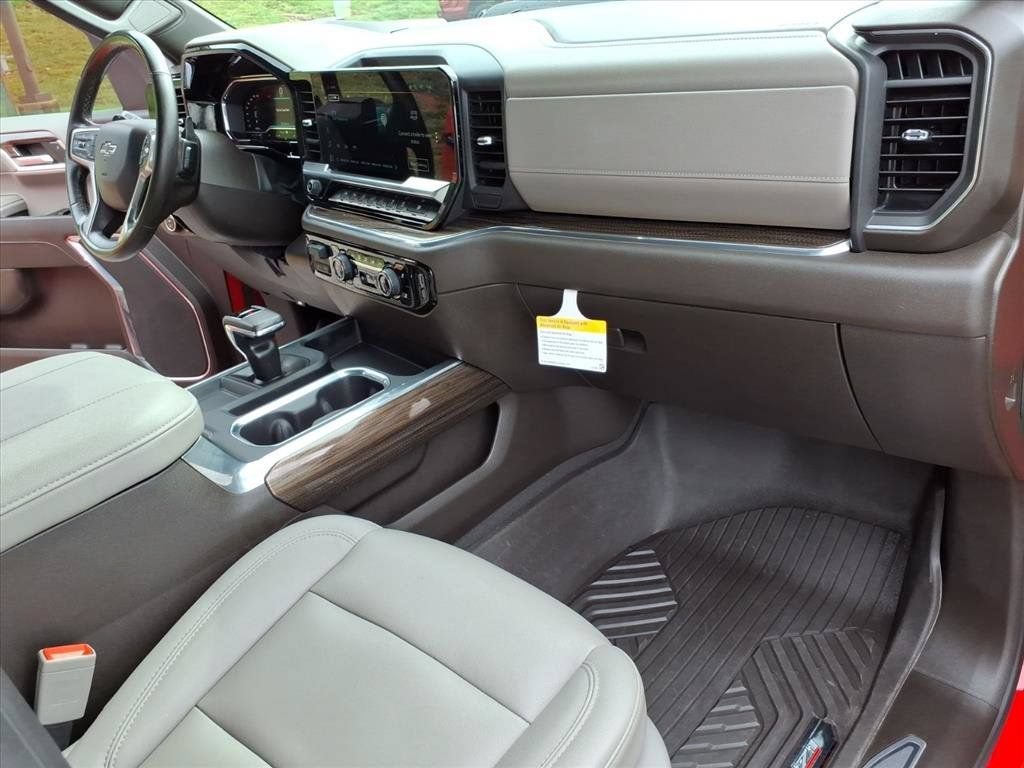 2024 Chevrolet Silverado 1500 LT Trail Boss