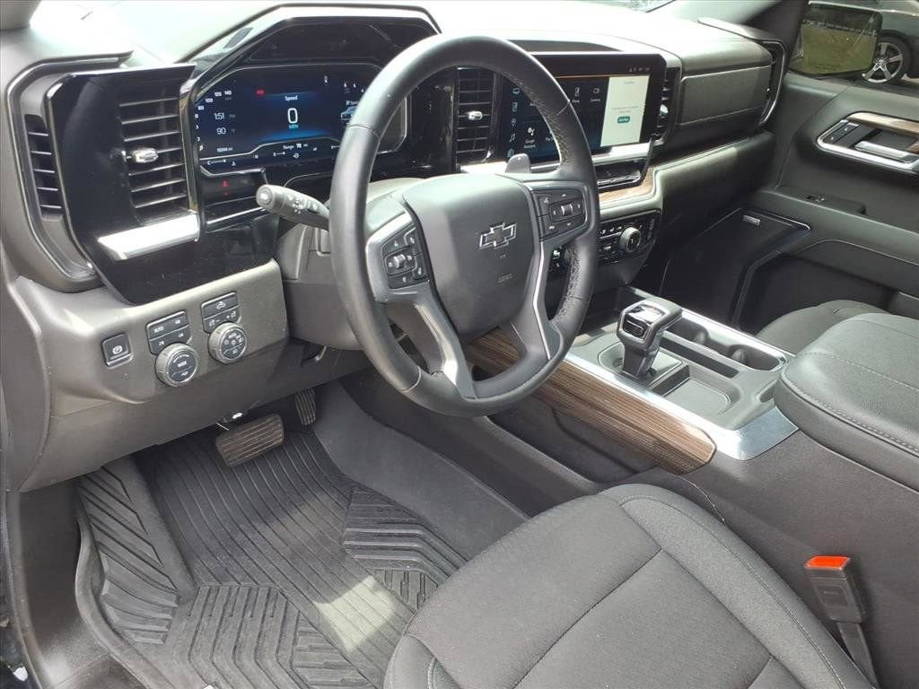 2025 Chevrolet Silverado 1500 LT Trail Boss
