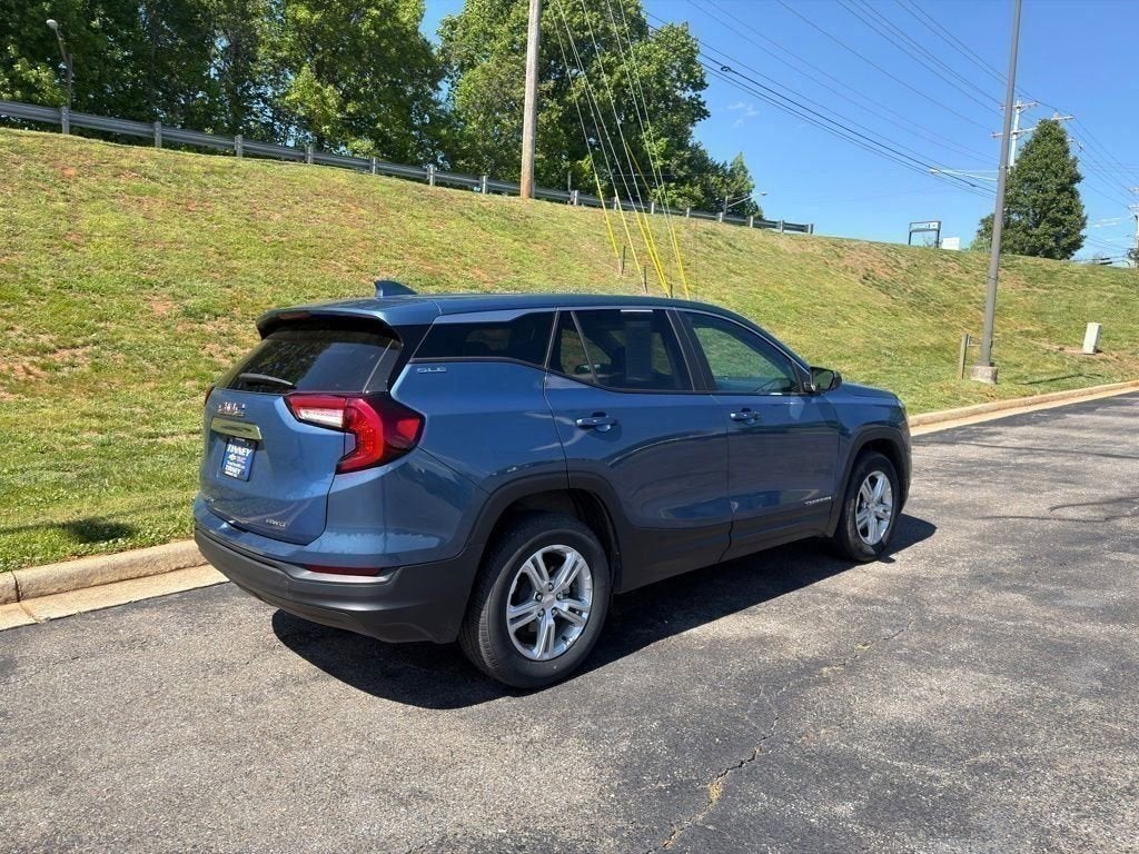 2024 GMC Terrain SLE