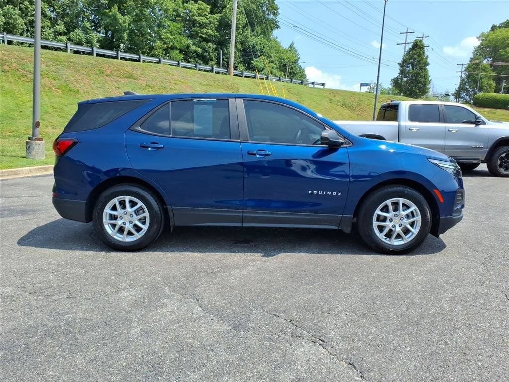 2022 Chevrolet Equinox LS
