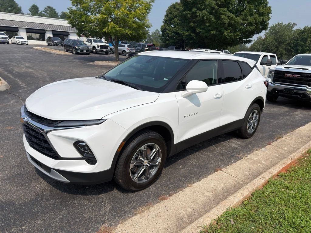 2025 Chevrolet Blazer 2LT
