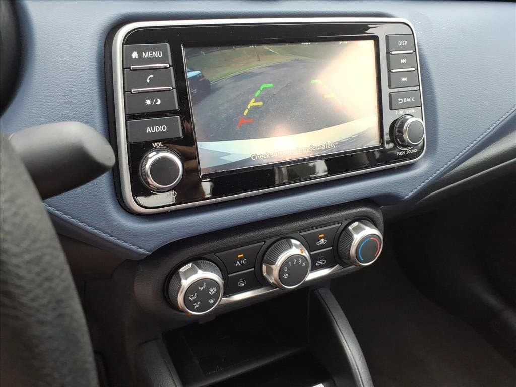 2024 Nissan Versa SV