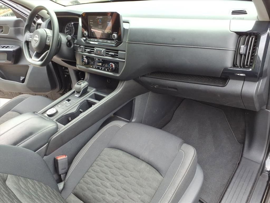 2023 Nissan Pathfinder S