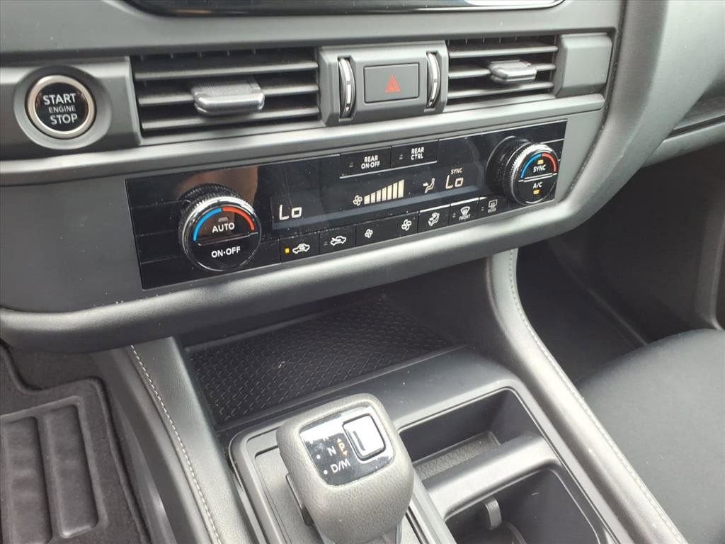 2023 Nissan Pathfinder S