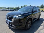 2023 Nissan Pathfinder S