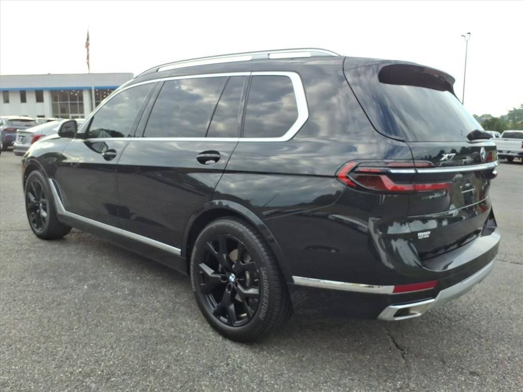 2023 BMW X7 xDrive40i