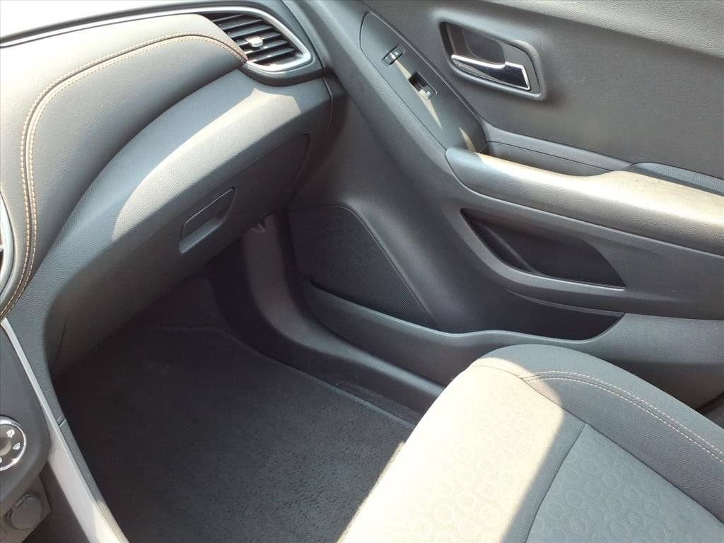 2022 Chevrolet Trax LS